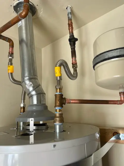 Water heater installation and plumbing repair in Kansas Corners